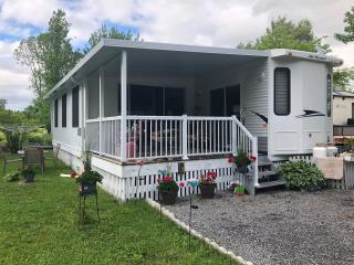 Jayco Bungalow (40FER)