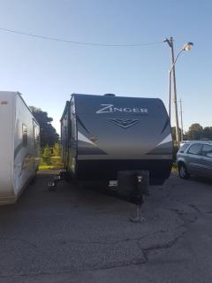 2019 CrossRoads RV Zinger Lite ZR258BH