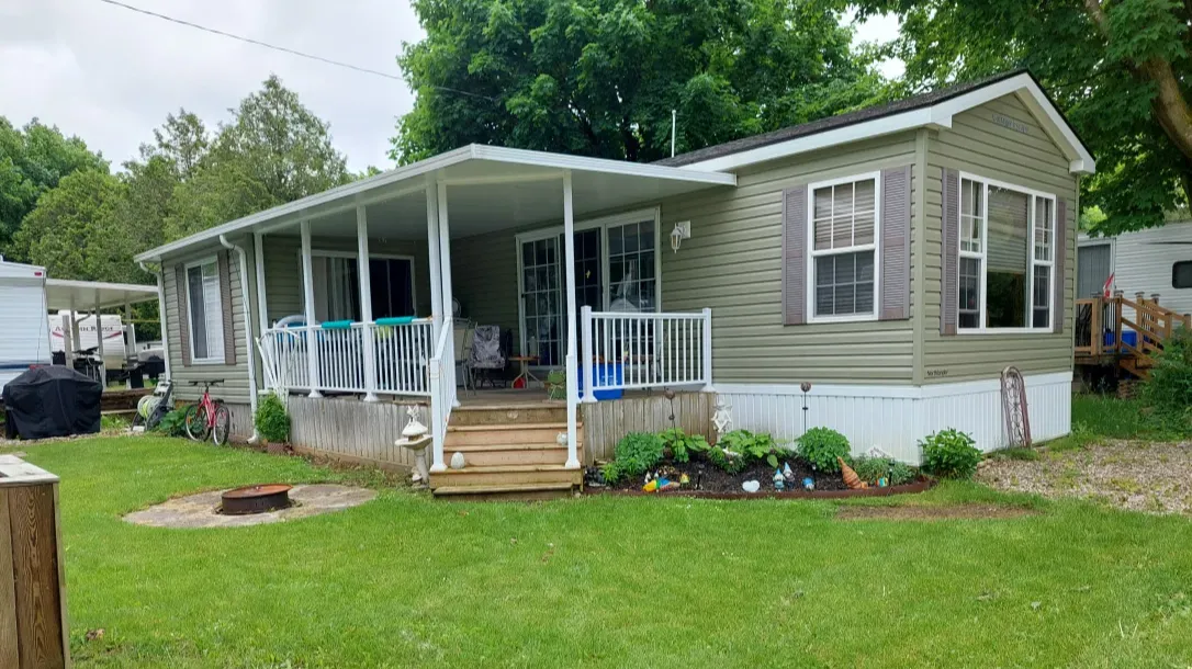 2015 Cottage Escape  -  Family Paradise Campground