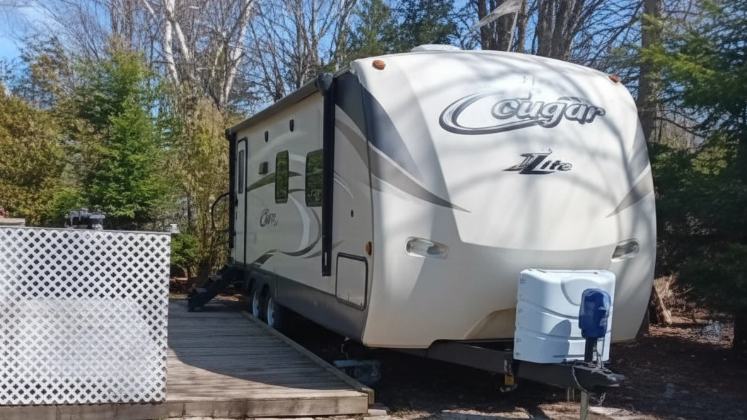 2015 Keyston Cougar Lite  -  Green Acres Campground & RV Park